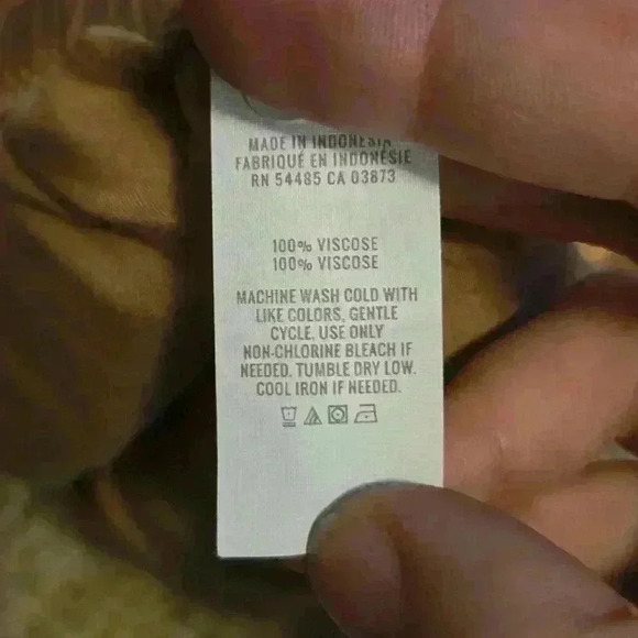 Satin Pocket Pants - Picture 6 of 6